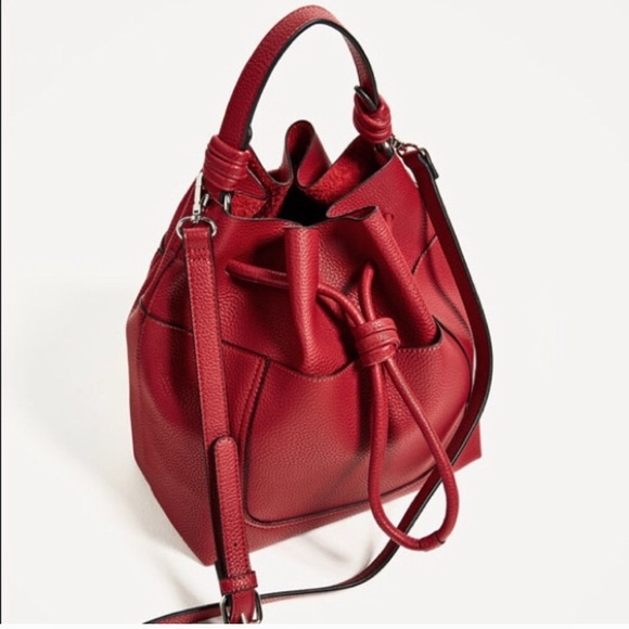 red bucket bag zara